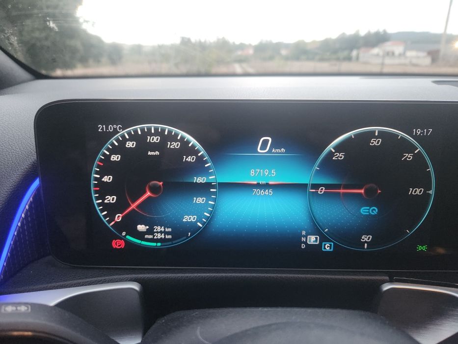 Mercedes EQB 250+