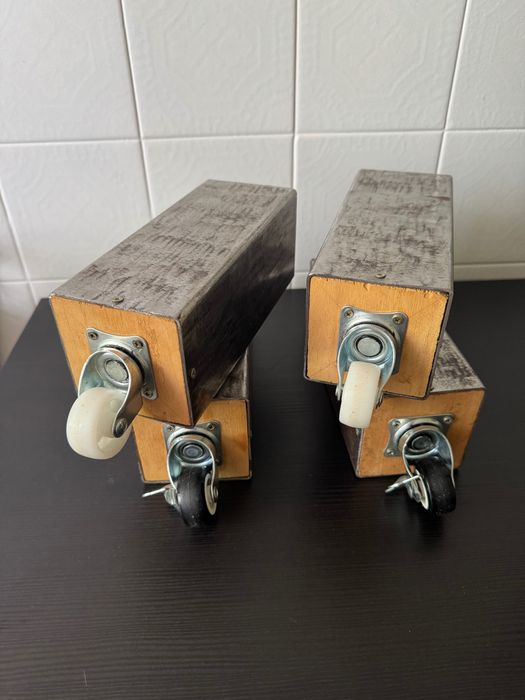 4 pés elevadores para cama com rodas, 2 com travão