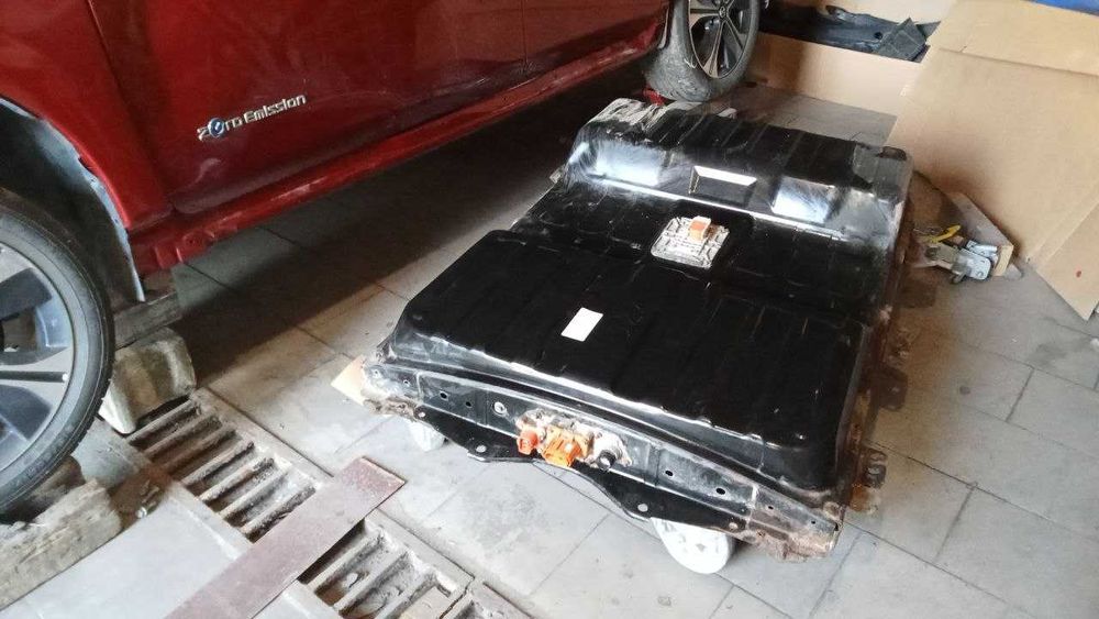 батарея 40 квтч ввб 295B05SA0A емкость 82% и 89% nissan leaf 18-23