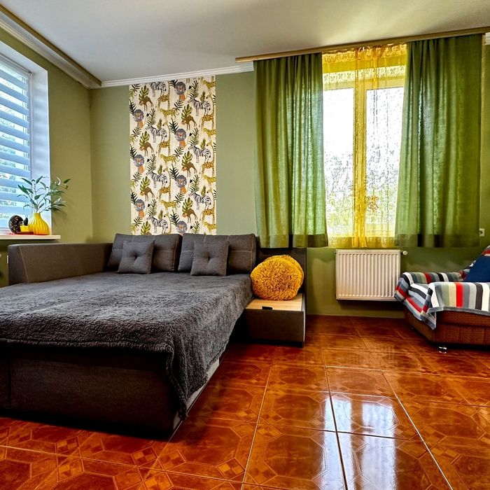 Подобова оренда дома квартири у місті Васильків