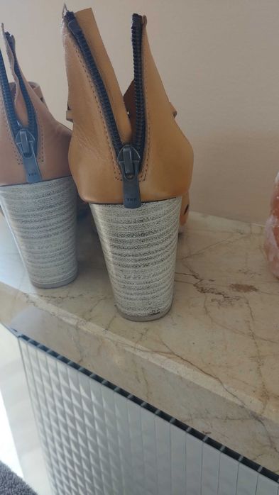 Venezia, sandały damskie 37