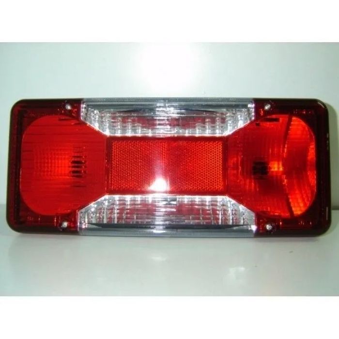 Farolim de trás Iveco Daily 2006 a 2023