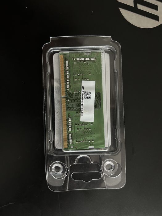 Memória RAM 4GB (como nova)