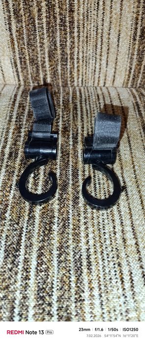 Sprzedam haki do wózka dziecięcego na torby czy torebkę