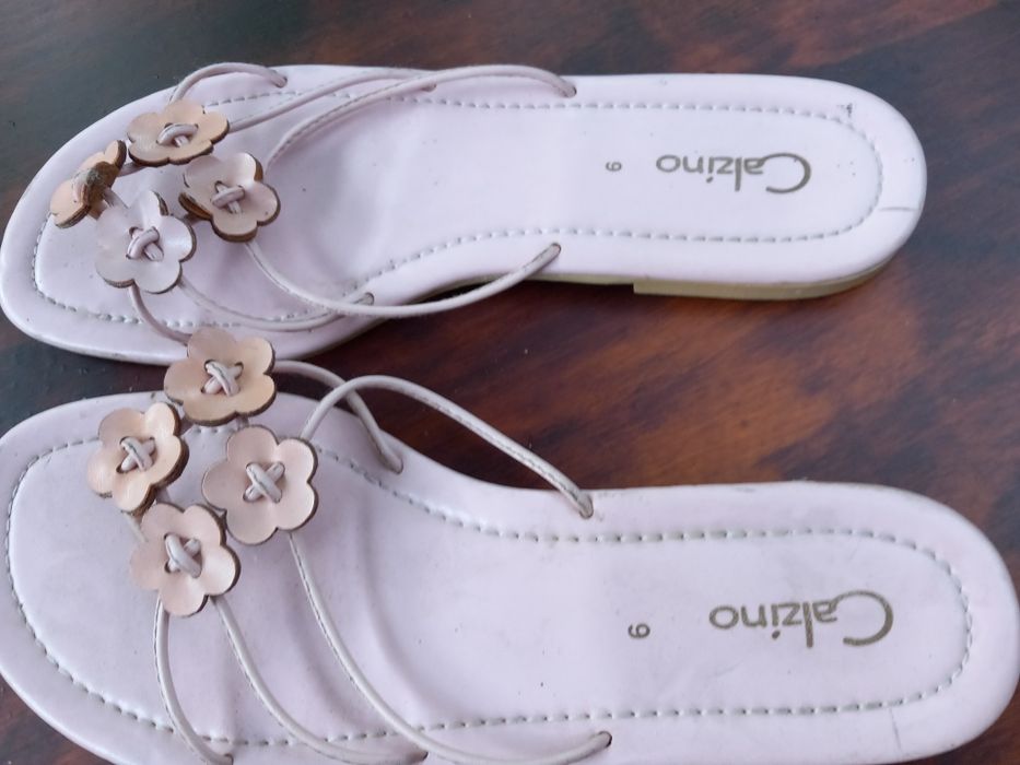 Klapki płaskie.kolorowe.