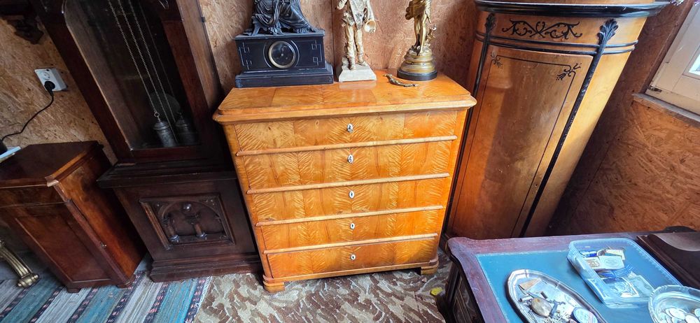 Stara komoda - antyk