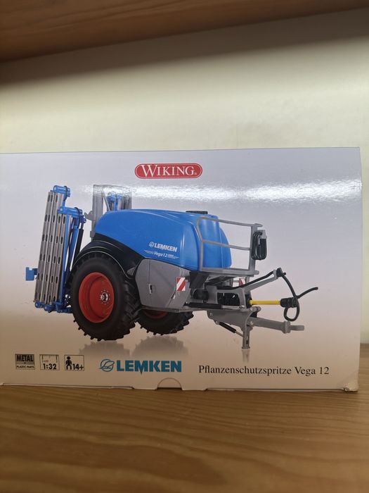 Wiking 7820 escala 1:32 novo