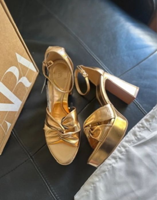 Sandalias Zara como novas