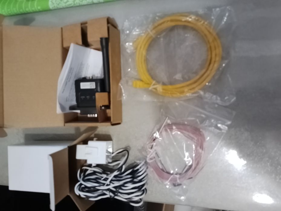 Гібридний інвертор Deye Sun-6k-SG05LP1-EU Wifi