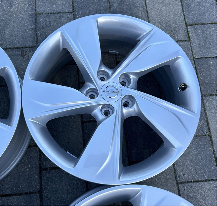 Oryginalne felgi 18” Opel Grandland X 5x108 nowe!