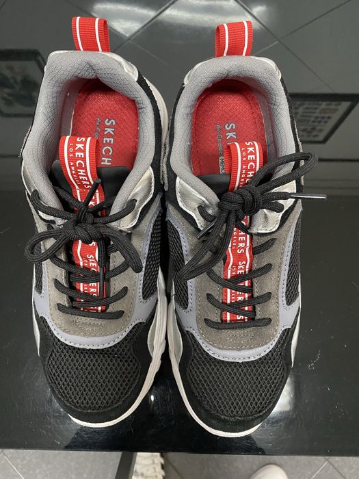Tenis sckechers mulher novos