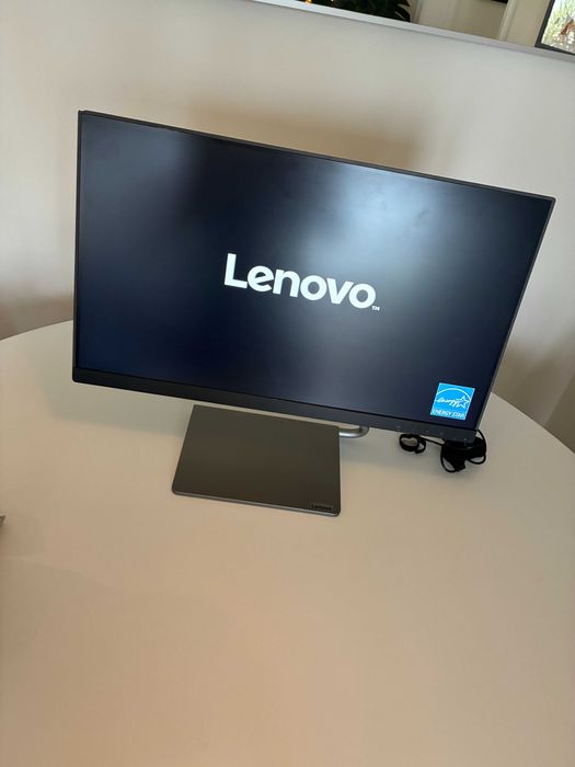 Lenovo Q24h-10 24" LCD hub Monitor (80W power delivery)