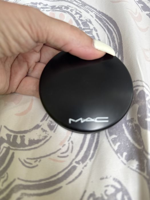 Puder mineralny Mac