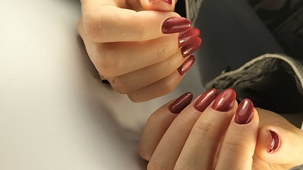 Курси манікюру, педикюру /нарощування нігтів/