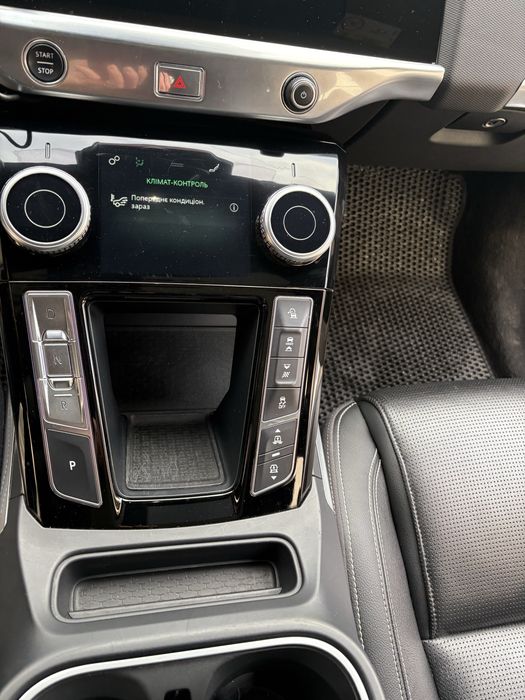 Електроавтомобіль Ягуар I-PACE SE