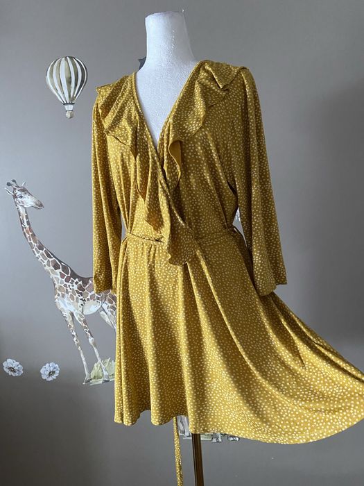 Musztardowa wiązana tunika z wiskozy typu wrap plus size