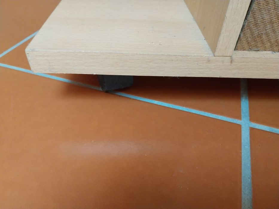 Mesa para TV ou Playstation