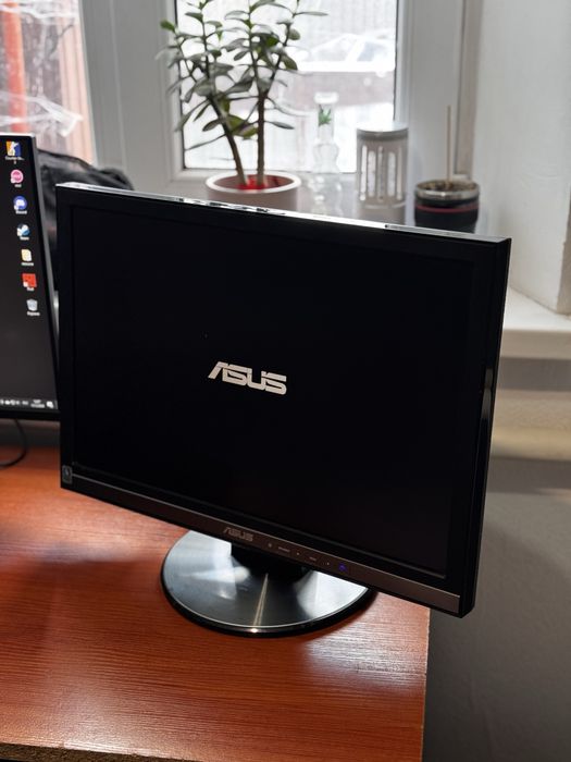 Монітор Asus MW201U