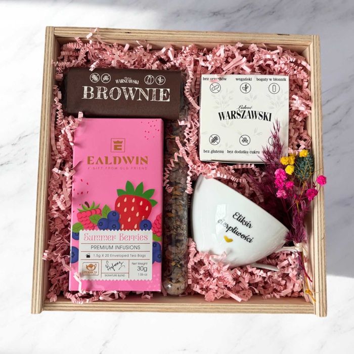 zestaw box kosz prezentowy na każdą okazję dla kobiety flowerbox