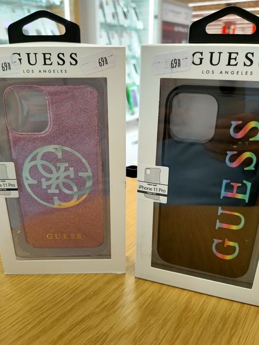 Etui Guess do iPhone 11 Pro *Różne rodzaje*