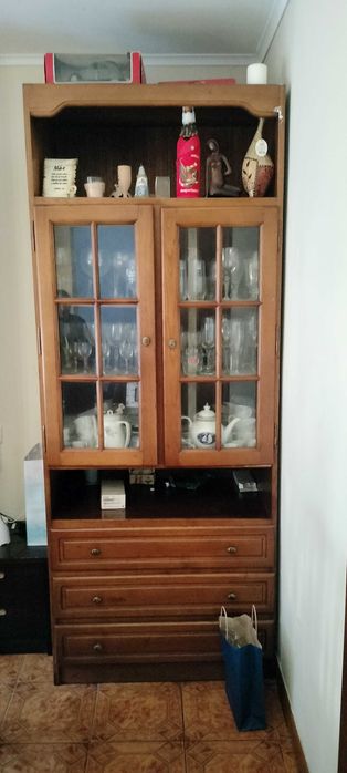 Móveis usados em perfeitas condições valor 250€ negociável
