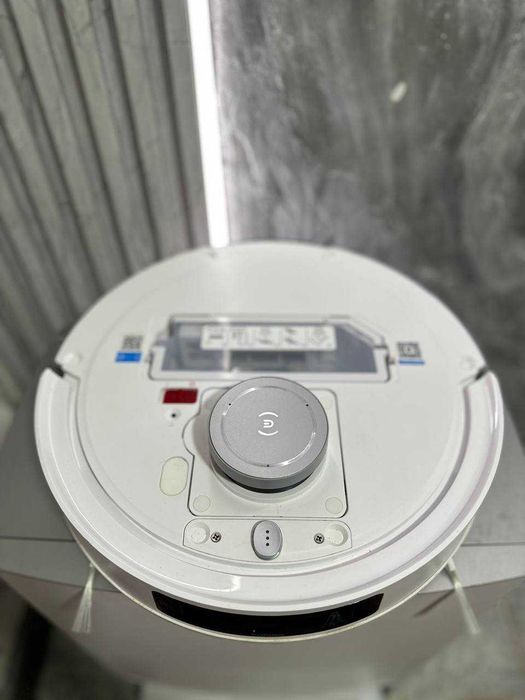 Миючий робот пилосос зі станцією ecovacs t20 omni стан чудовий!