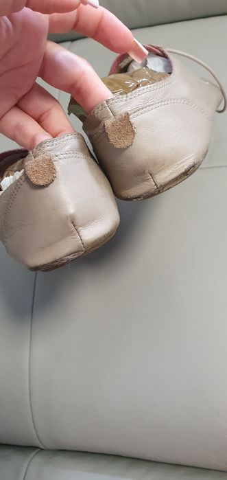 Buty ze skóry Lacoste 39.5