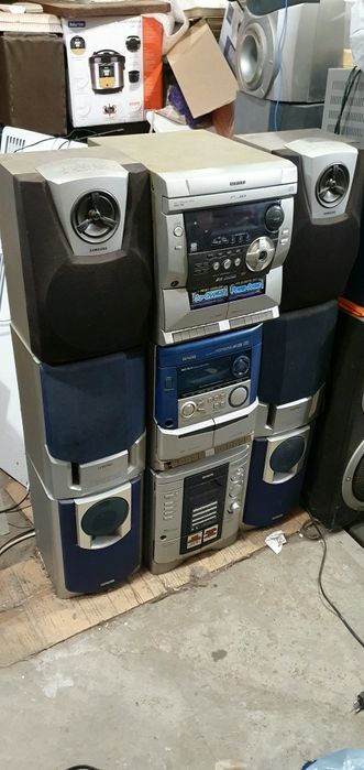 Музыкальный центр