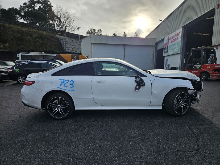 Mercedes-Benz E 220d Coupé 4 MATIC AMG  C238  de 2020 para peças