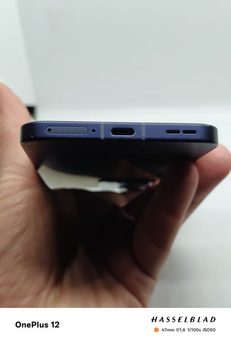 Продам Oppo Reno  13 5G 12/256Gb