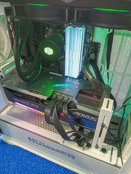 AMD Ryzen 9 - 3.4 GHz 16 Core / NVIDEA GeForce RTX3070Ti / 128 Gb Ram