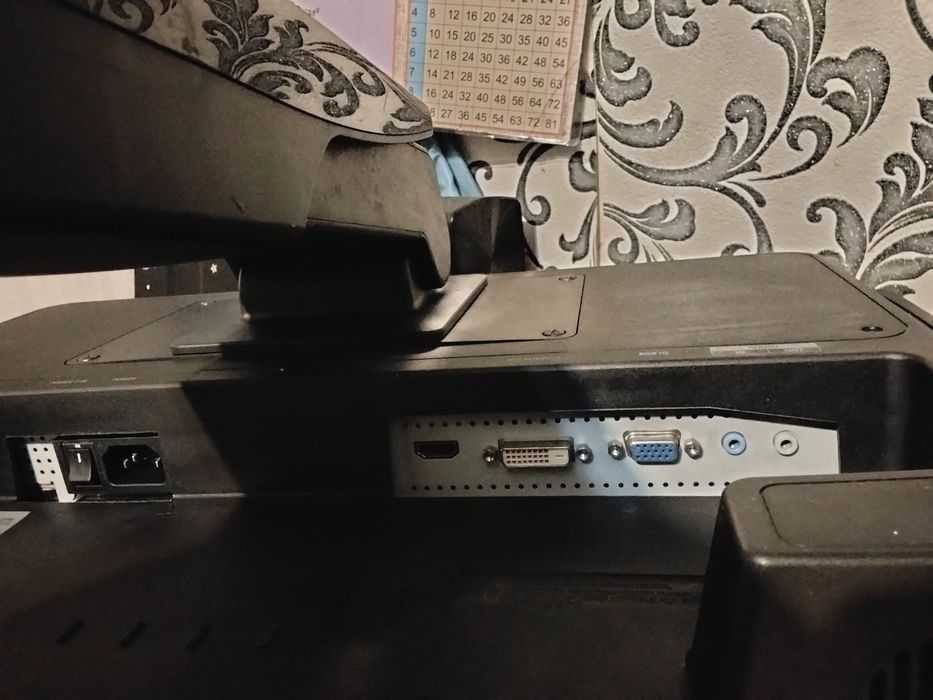 Монітор ,телевізор 24 та  монітор19