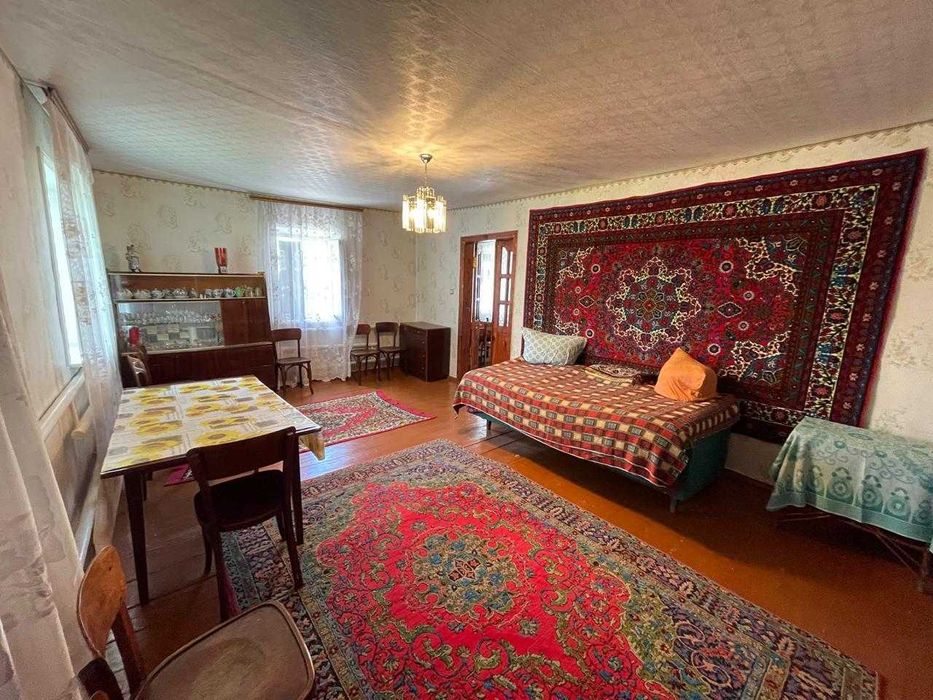 Продається затишний сімейний будинок