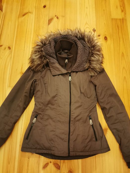 Продам  куртку Bench,розмір S