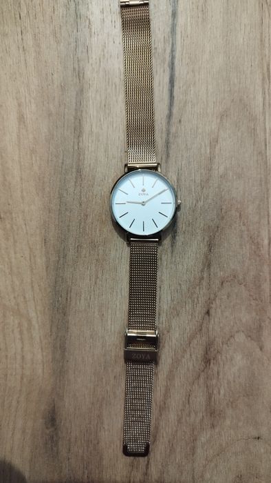 Piękny zegarek damski