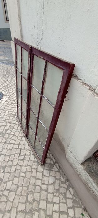 Venda de janelas antigas para decoração