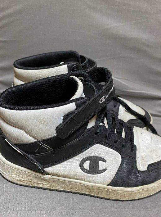 Підліткові кросівки високі кеди для хлопчика Champion 38.5 р