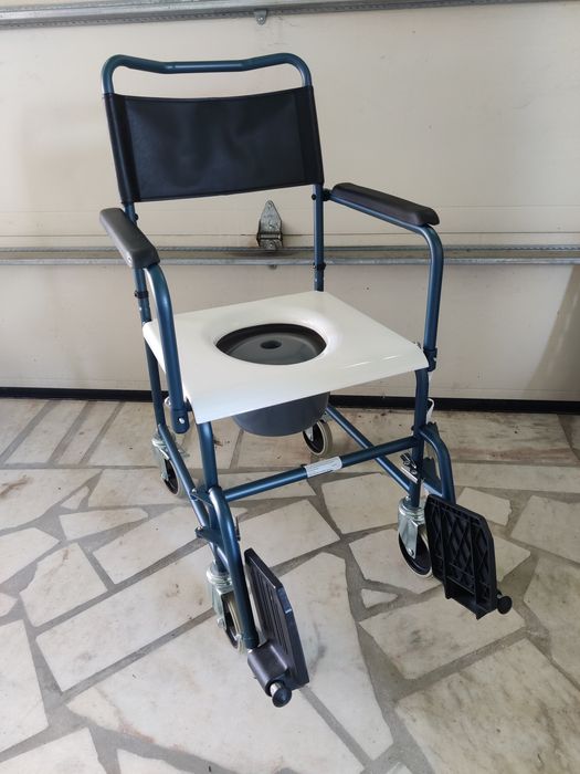 Cadeira Sanitária (nunca usada)