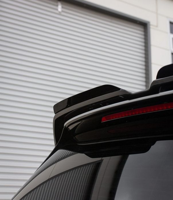 GOLF 4 5 6 7 8 Boczne Dokładki Oettinger Tylne spoilery Czarny Połysk