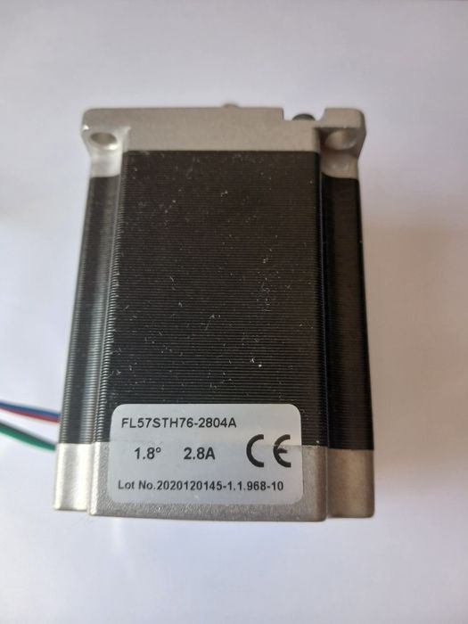 Кроковий  двигун FL57