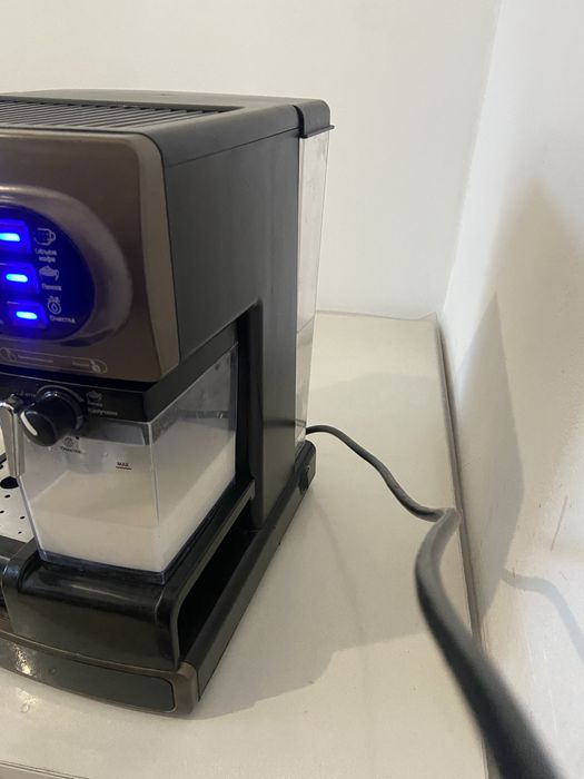 Кавоварка vitek vt-15-17 з капучінатором рожкова