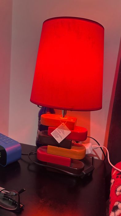 Abajur vermelho 2 iguais e novos