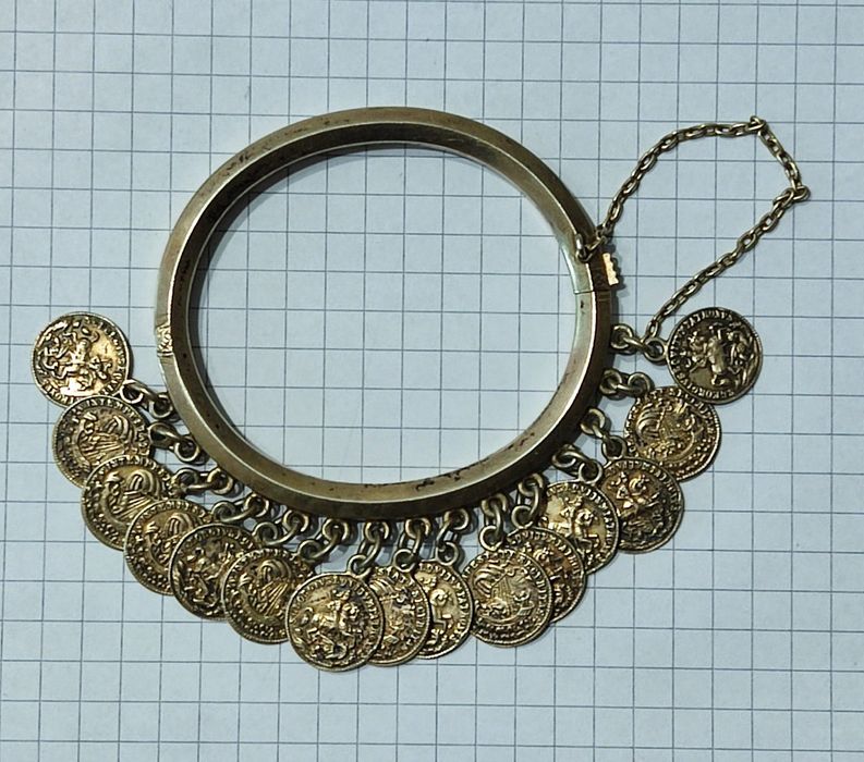 Срібний, антикварний браслет.