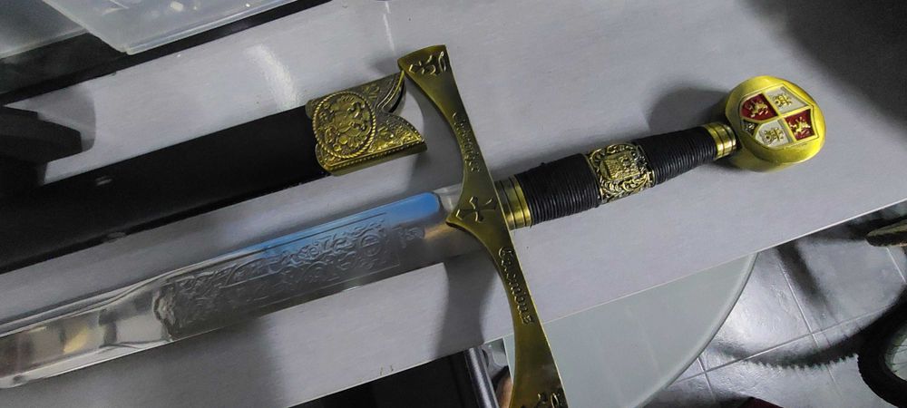 Espadas decorativas de Toledo A