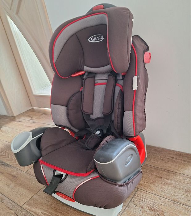Fotelik samochodowy  Graco Nautilus 9-36 kg
