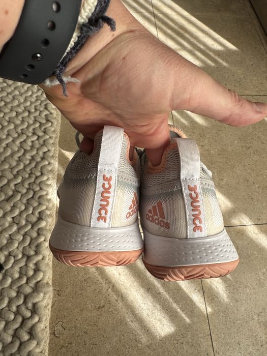Tenis Padel Sra ADIDAS 38 2/3 Novos (nunca usados)