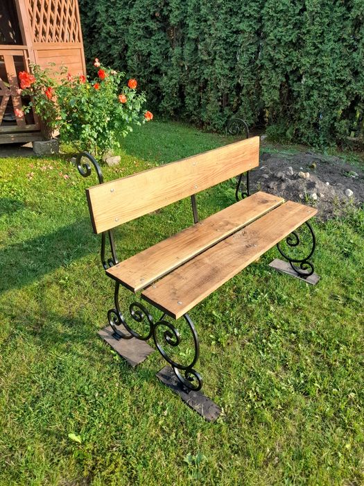 Ławka ogrodowa metalowa