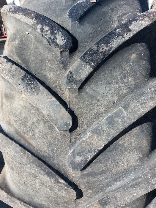 540/65R30 Michelin XM 108 Opony używane rolnicze para