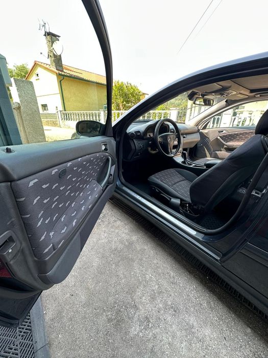 Mercedes C220 coupé