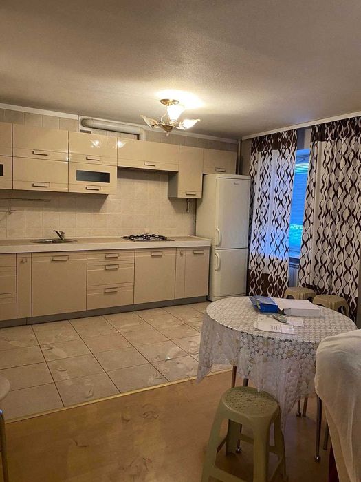 Продажа 3 комнатной квартиры. Центр.